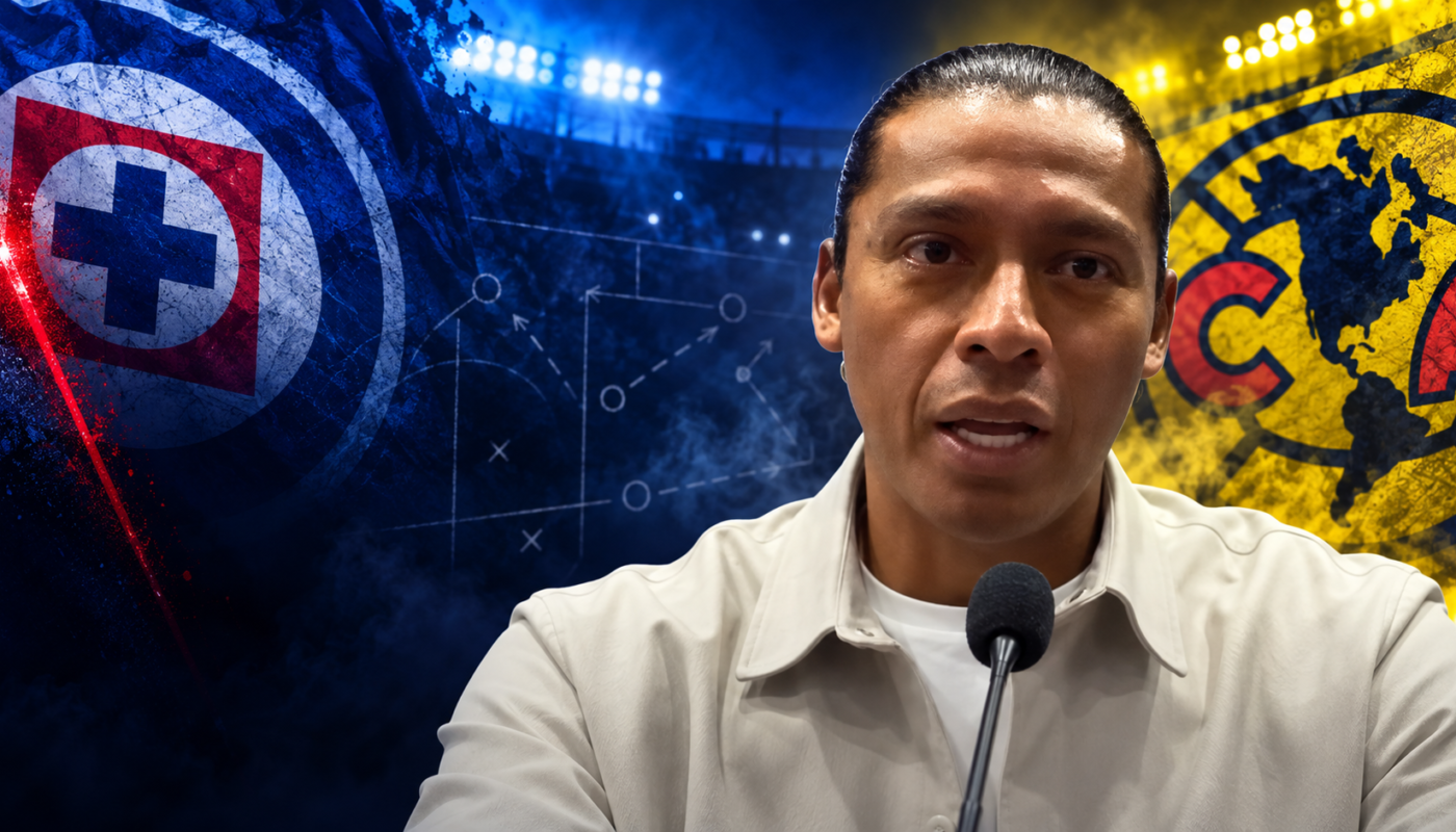 Joel Huiqui ante un fondo editorial con los escudos de Cruz Azul y América